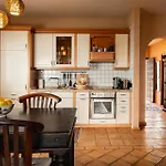 El Refugio & Apartman *
