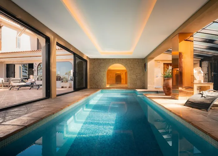 El Refugio Apartments&villa *