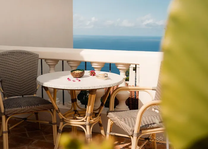 El Refugio Apartments&villa *