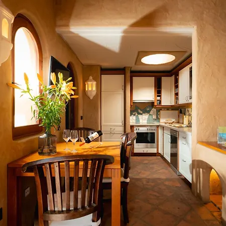Apartamento El Refugio & *